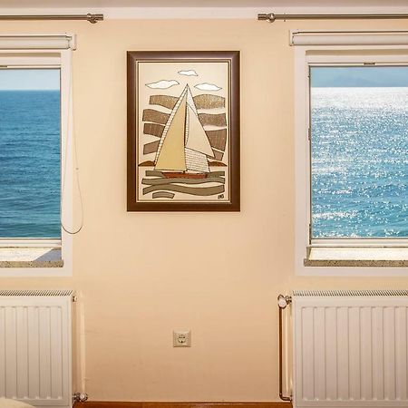 Apartment Bojan With Terrace And Sea View Baška Zewnętrze zdjęcie