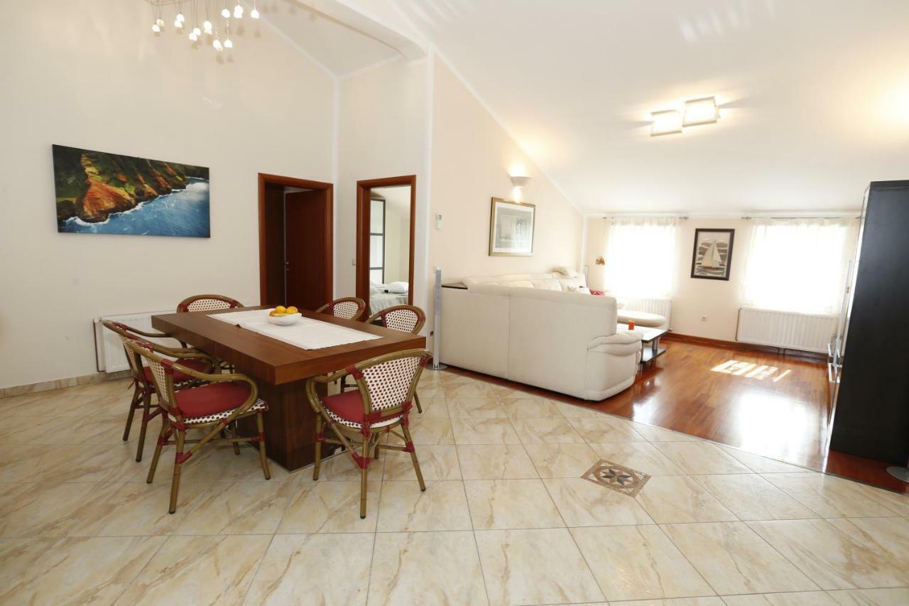 Apartment Bojan With Terrace And Sea View Baška Zewnętrze zdjęcie