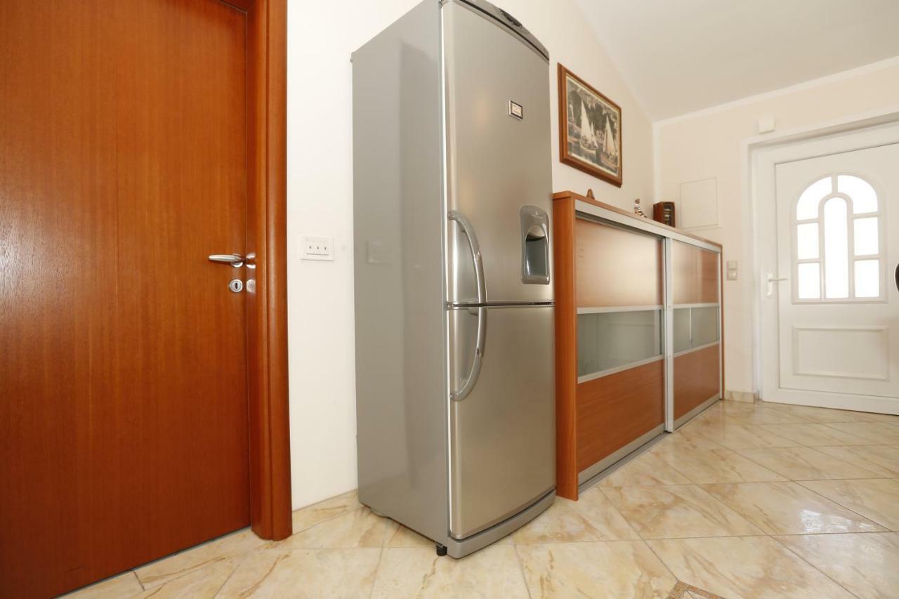 Apartment Bojan With Terrace And Sea View Baška Zewnętrze zdjęcie